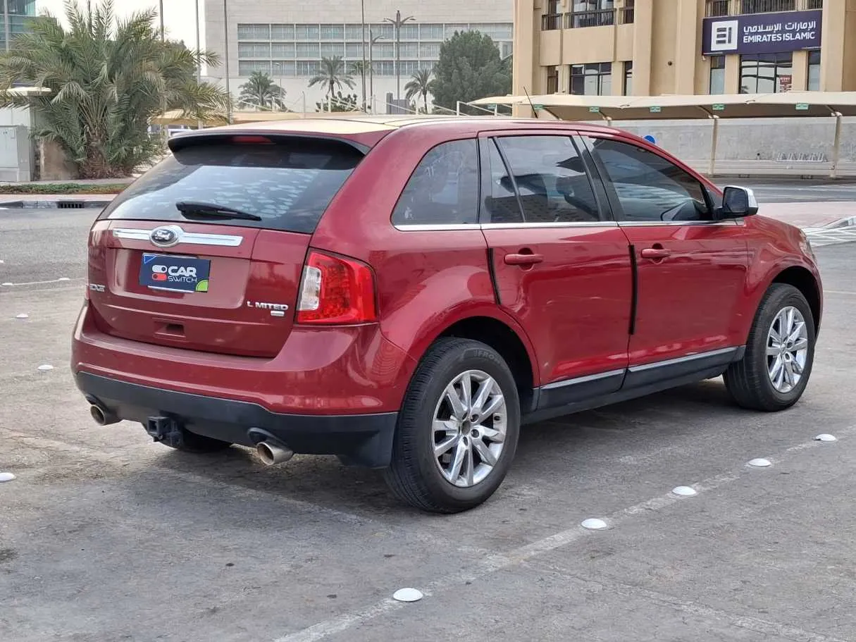 Car image 5