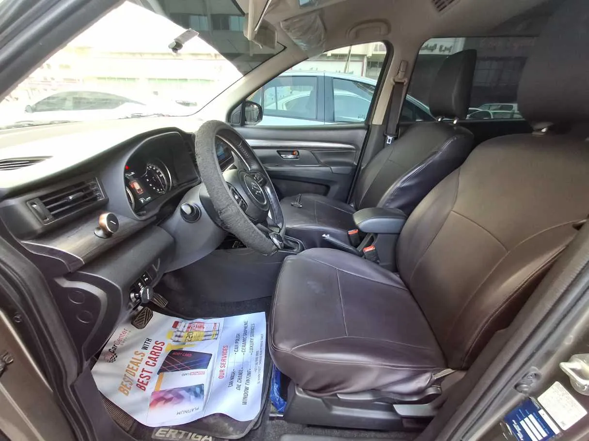 Car image 9