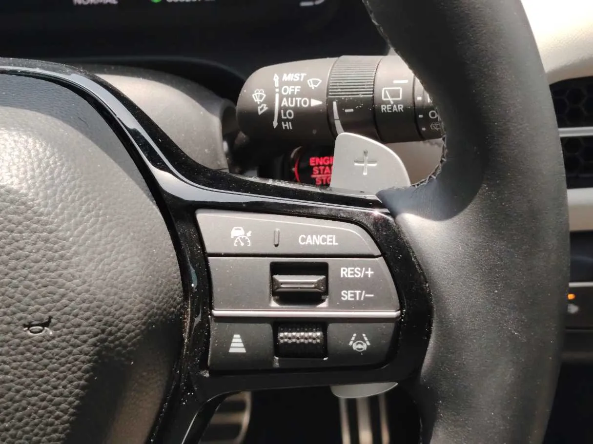 Car image 34
