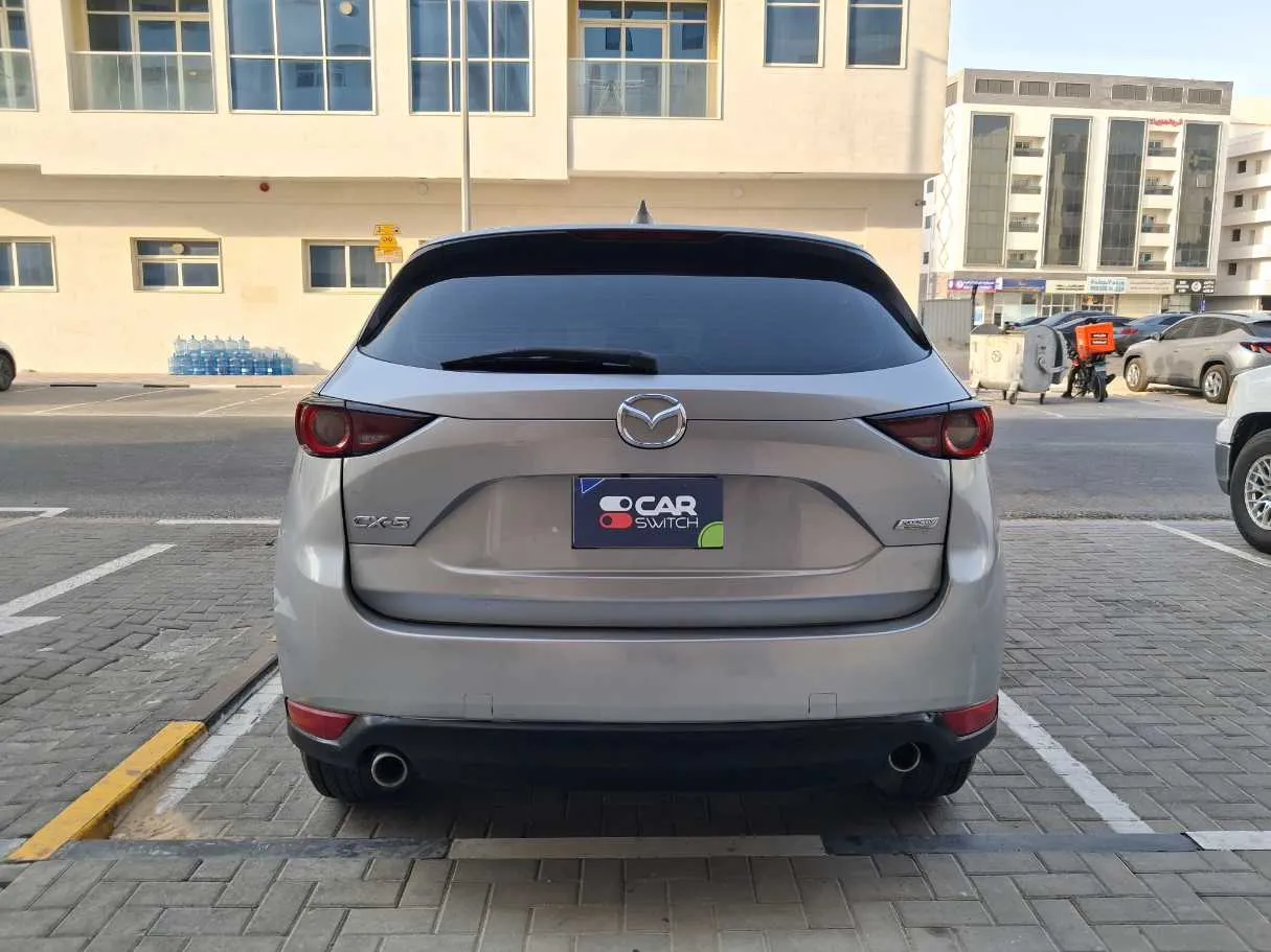 Car image 6