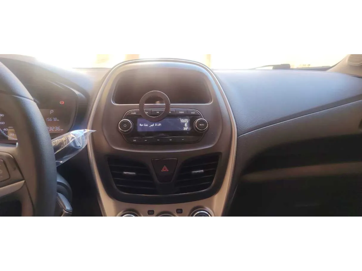 Car image 17