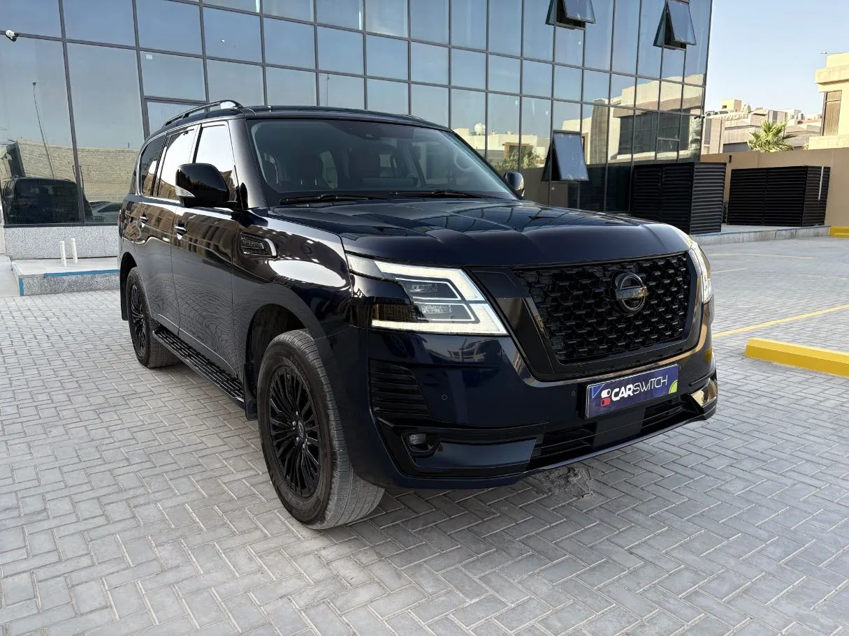 Car image 3