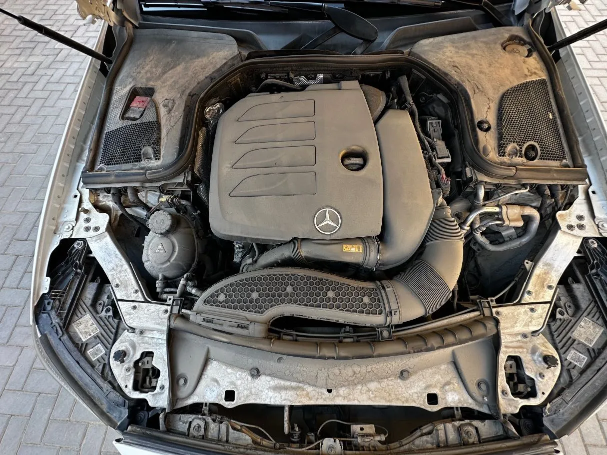 Car image 29