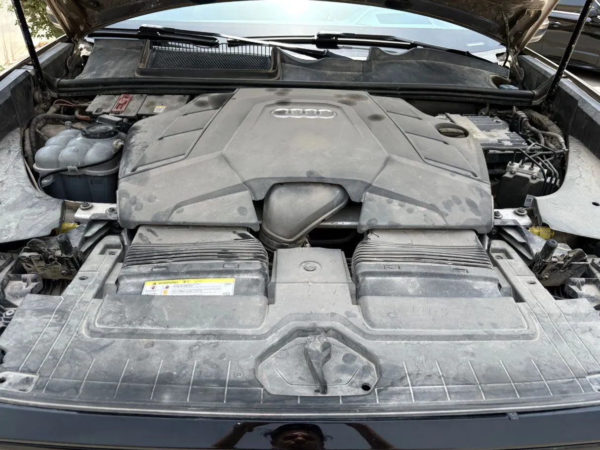 Car image 33