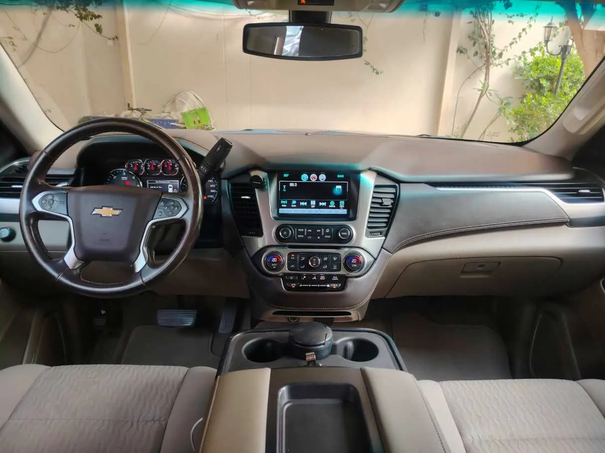 Car image 20