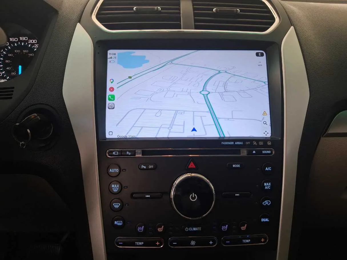 Car image 17