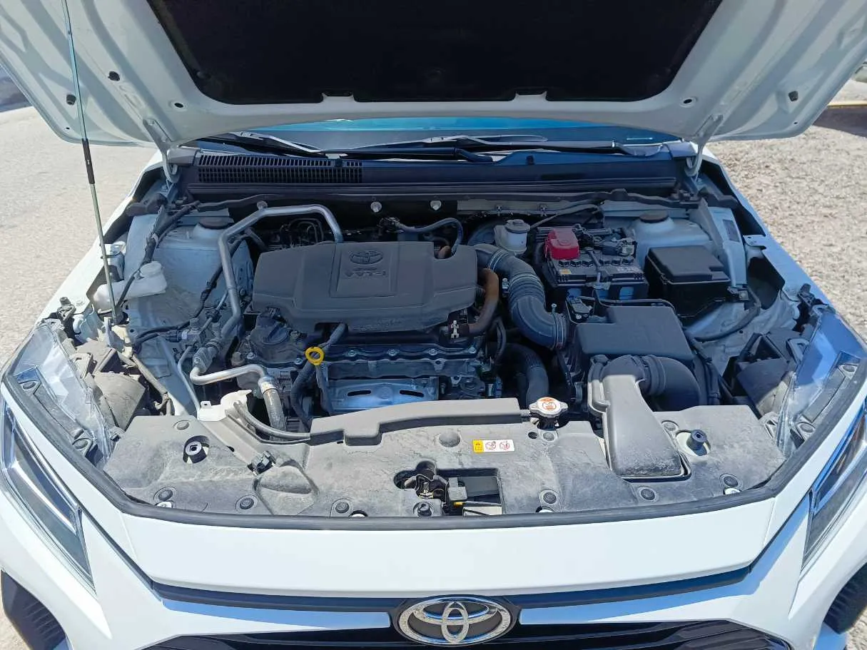 Car image 33