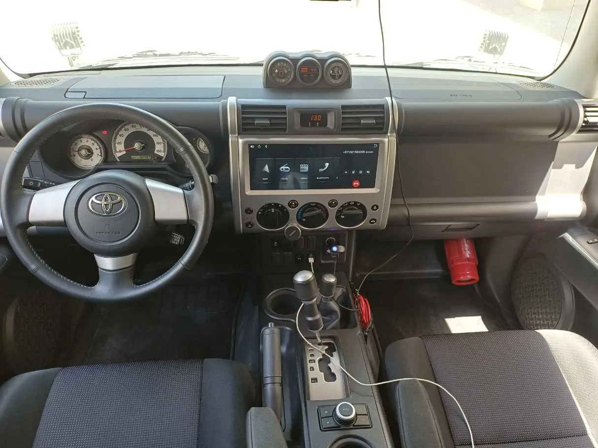 Car image 17