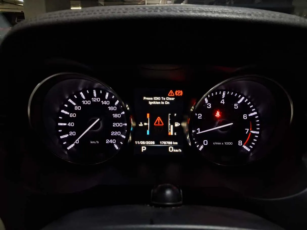 Car image 21