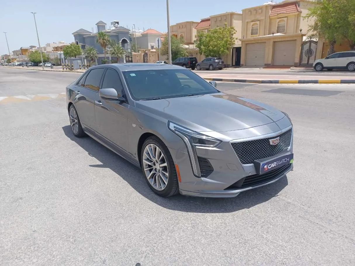 Car image 3