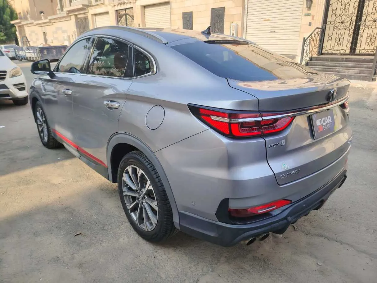 Car image 7