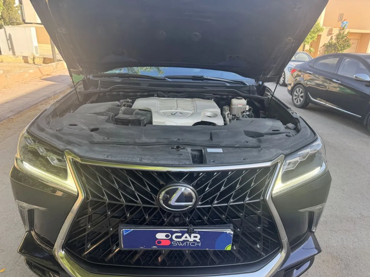 Car image 22