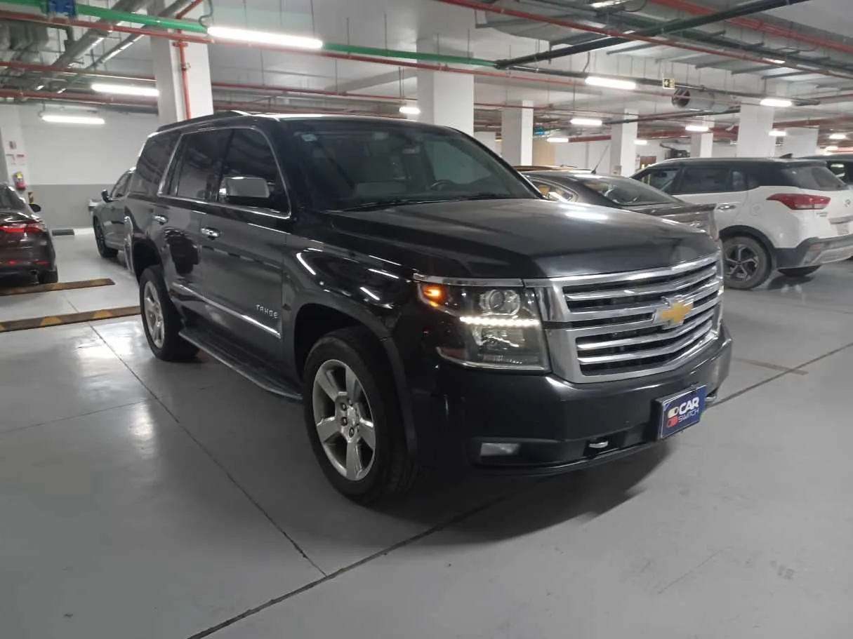 Car image 3