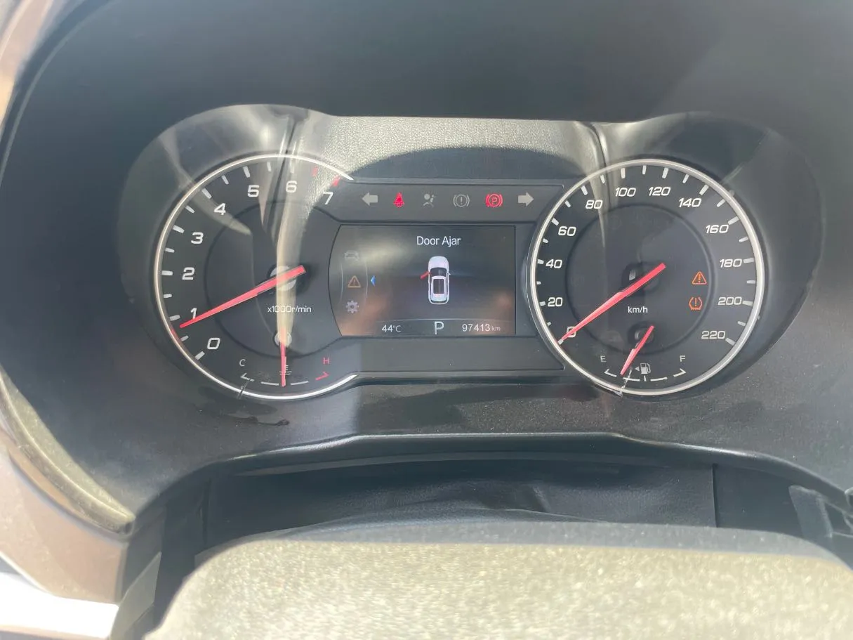Car image 21
