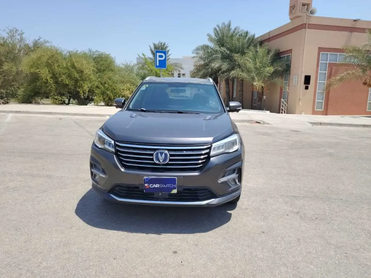 Car image 2