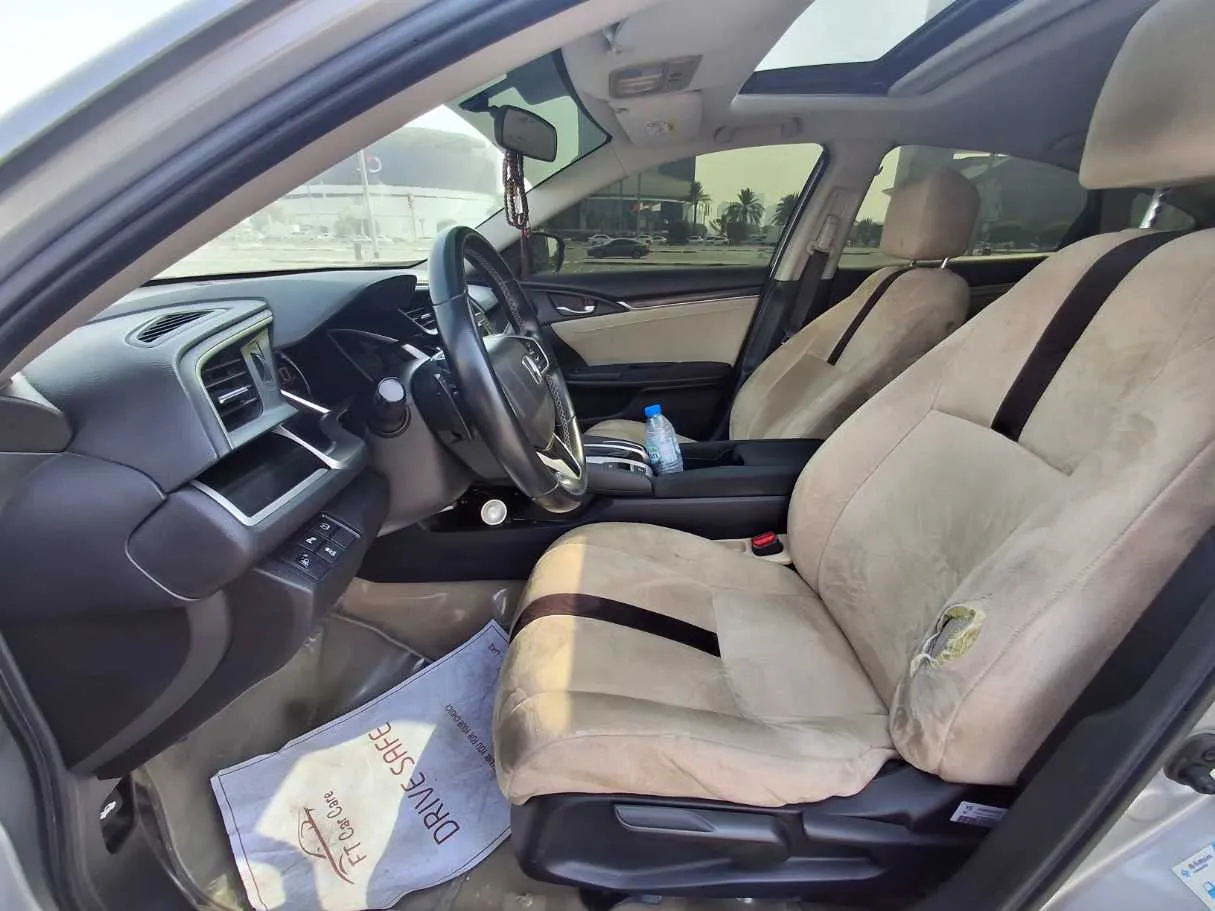 Car image 7