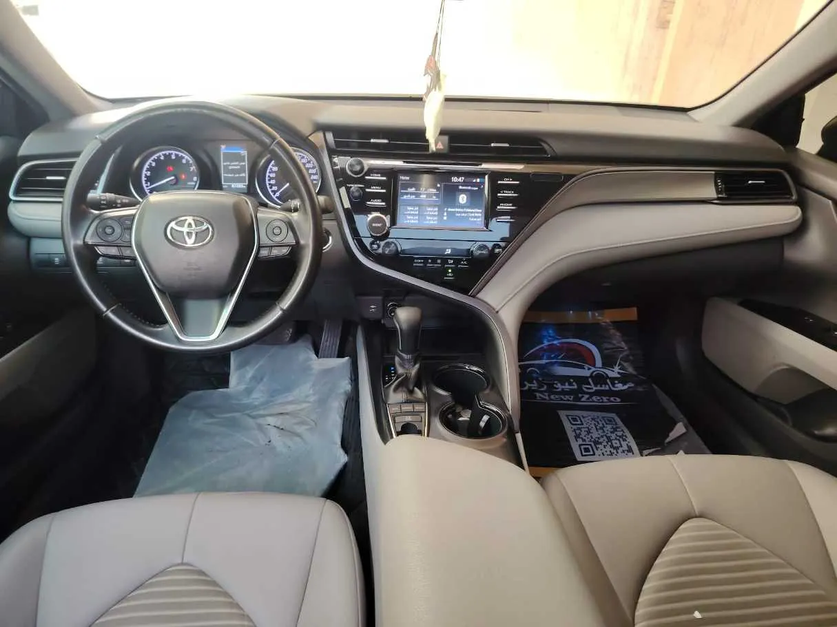 Car image 20