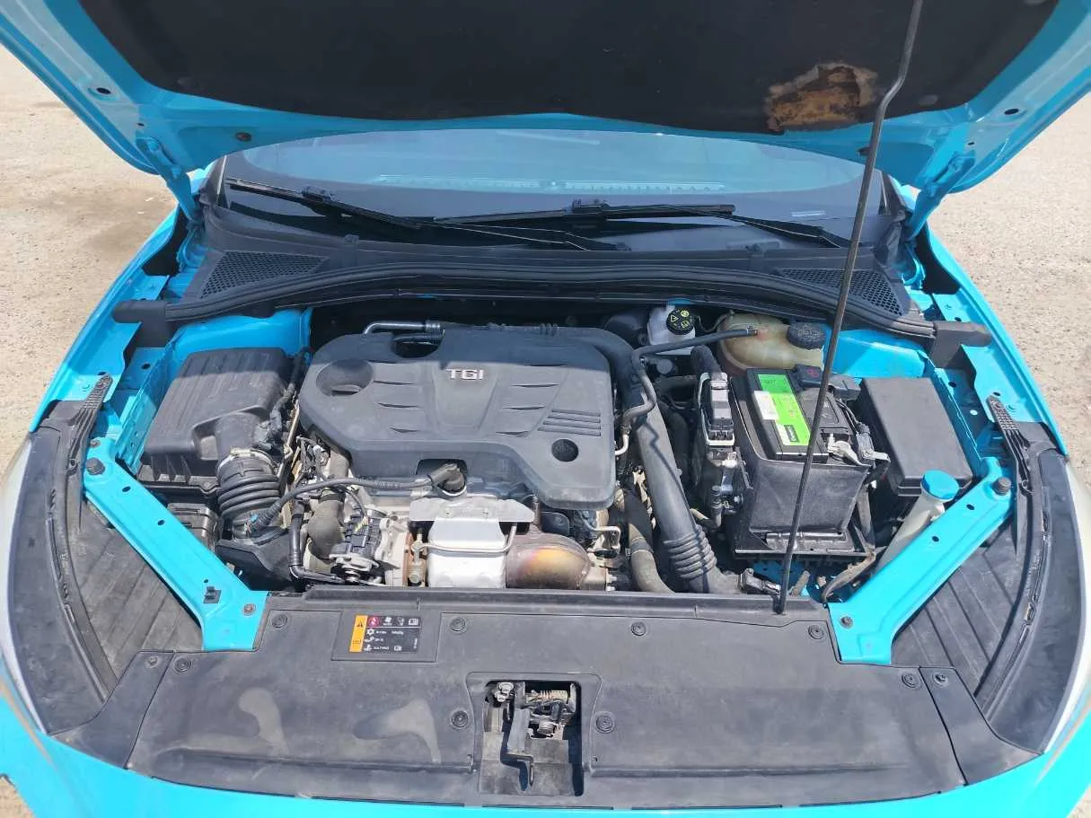 Car image 47