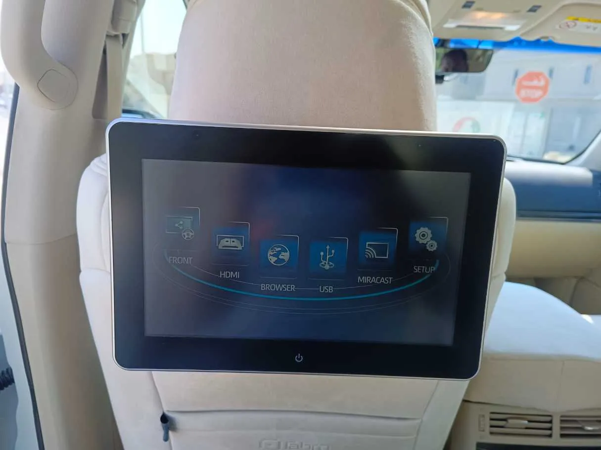 Car image 39