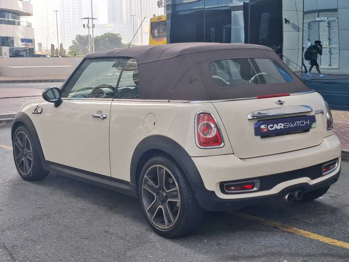 Car image 7