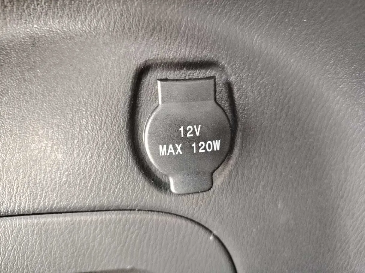 Car image 29