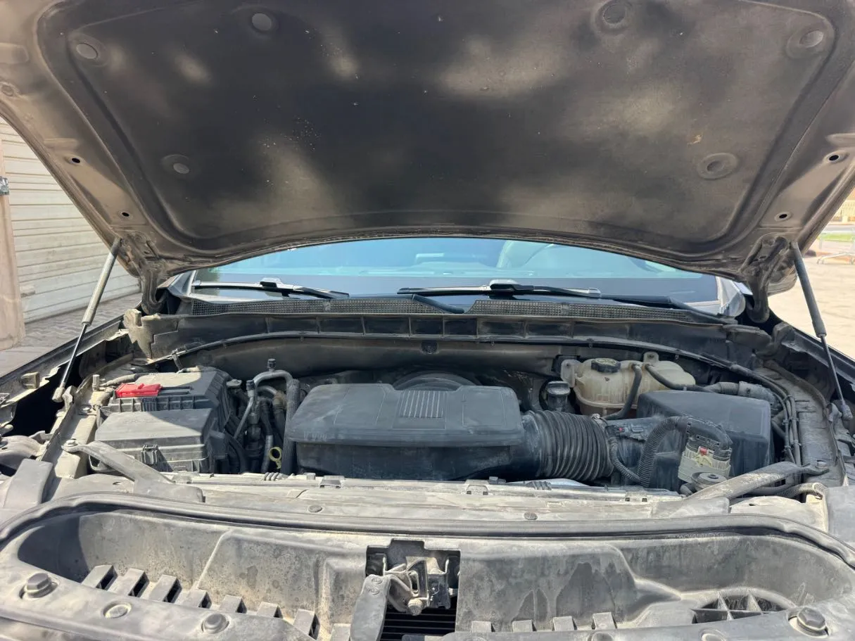 Car image 24