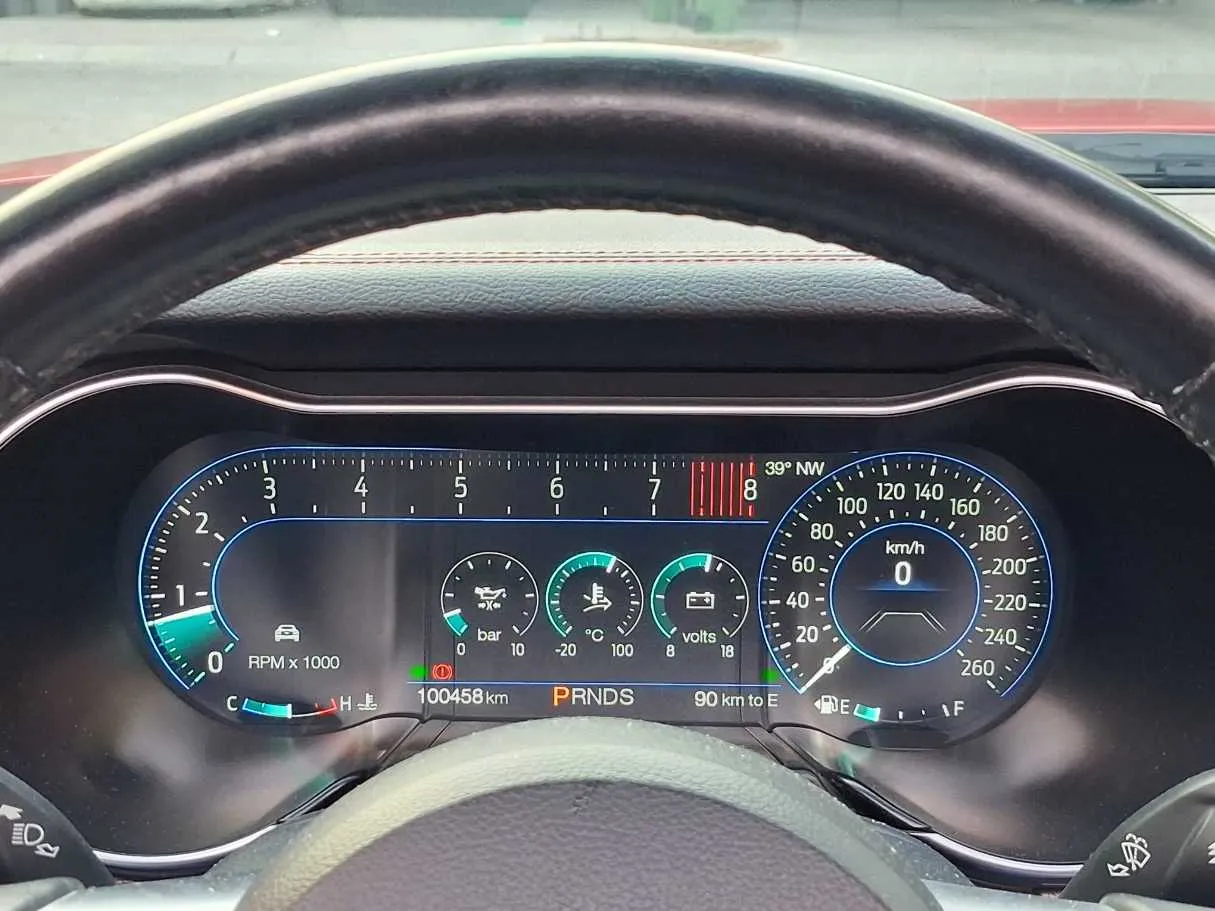 Car image 20