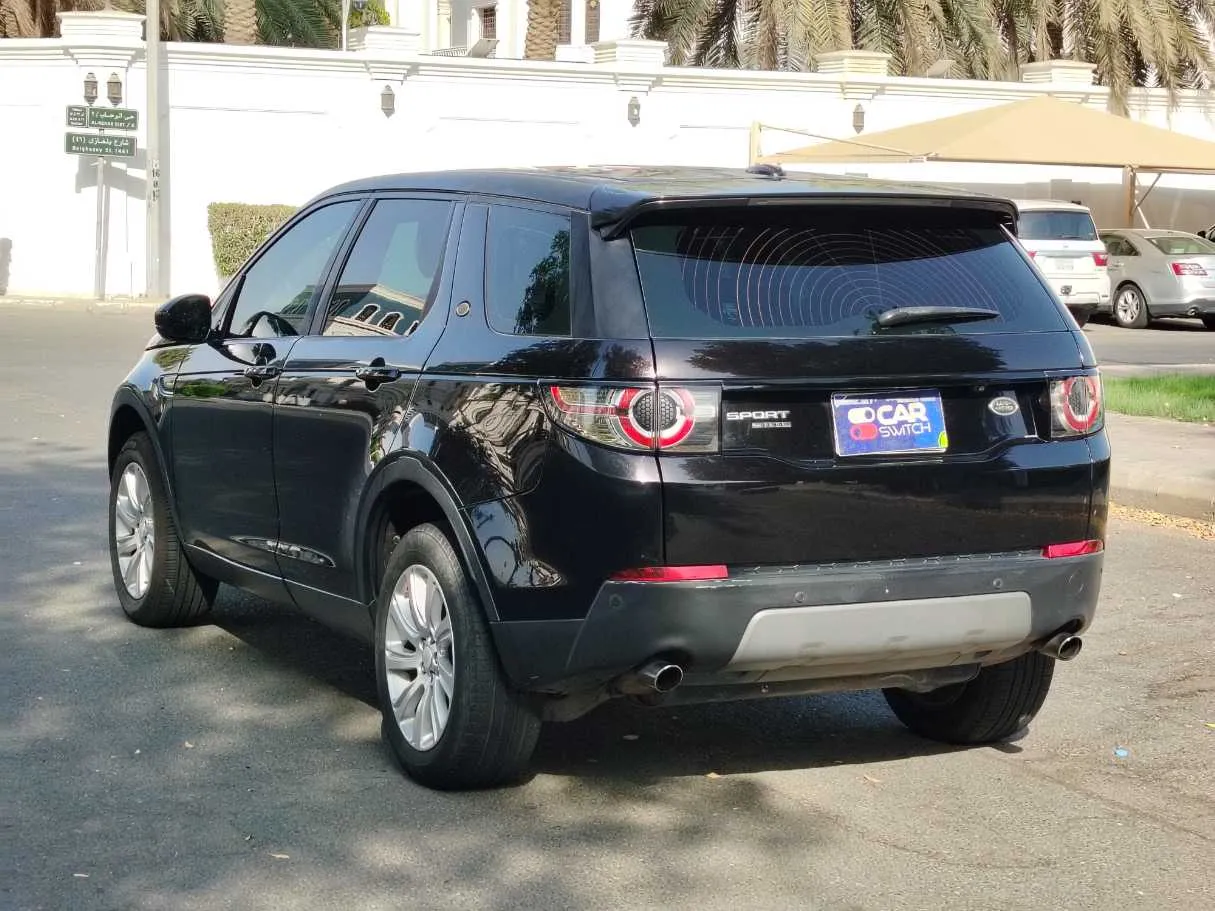 Car image 7