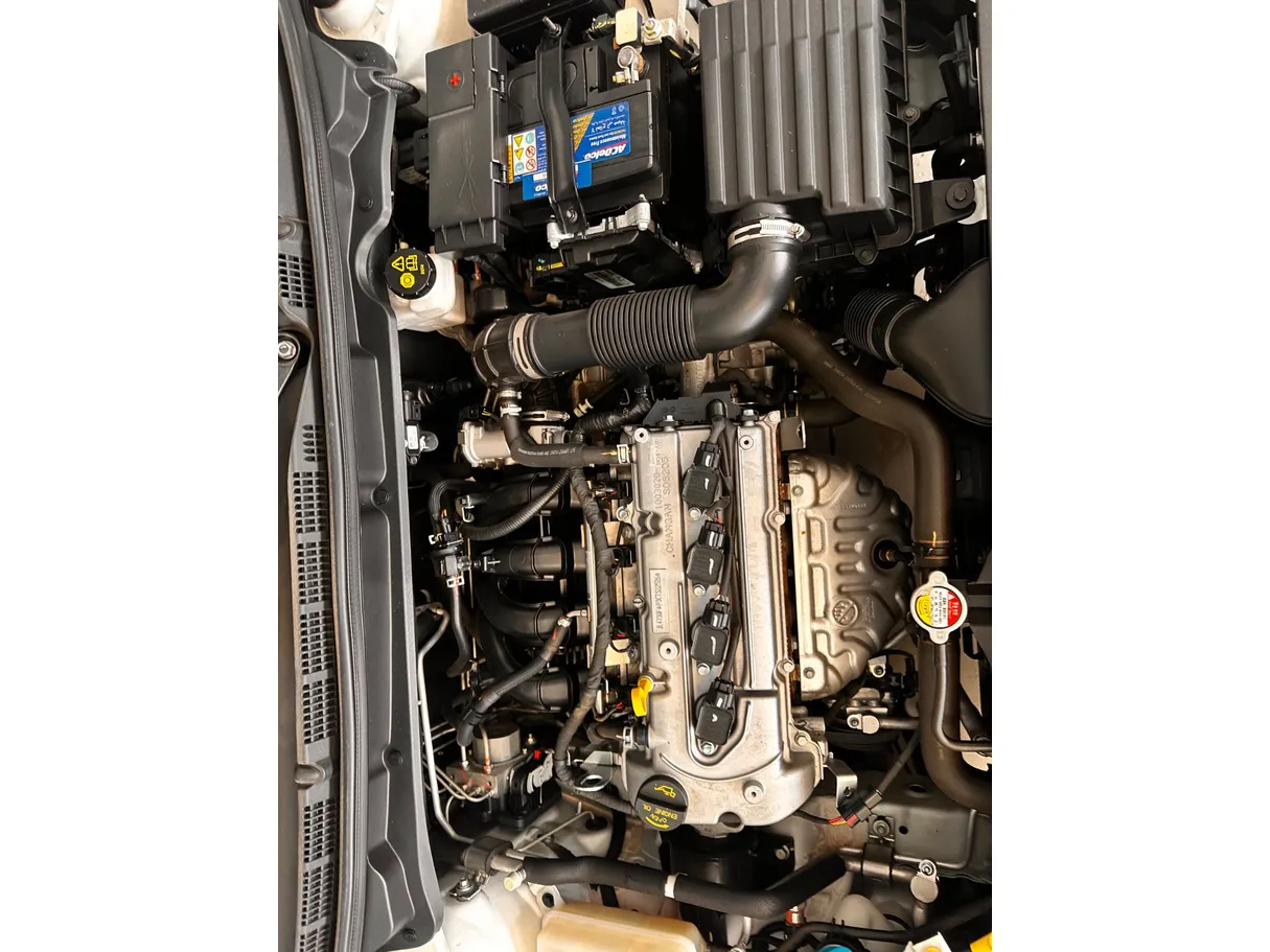 Car image 21