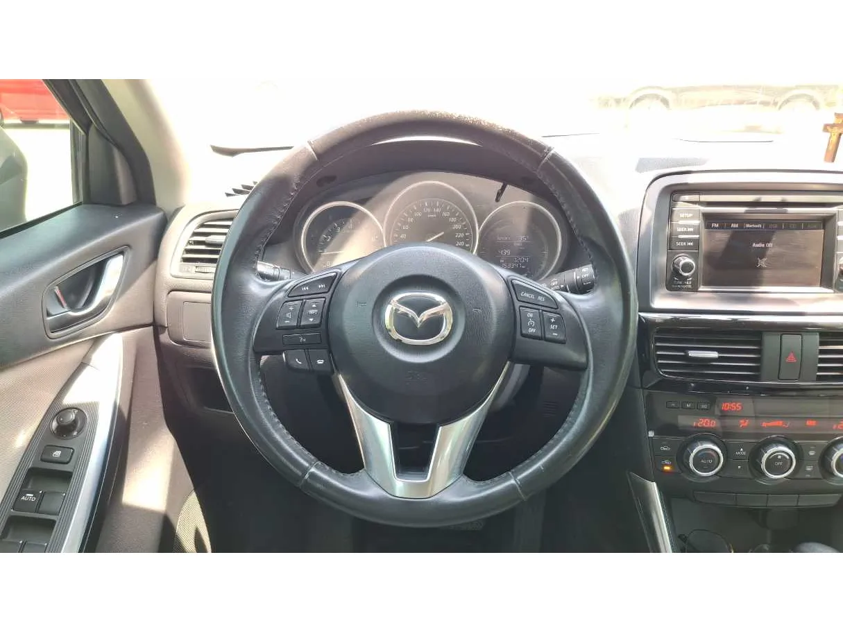 Car image 15