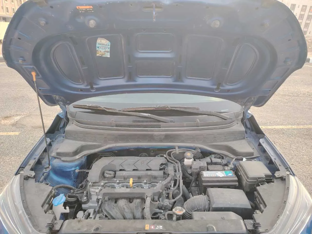 Car image 32