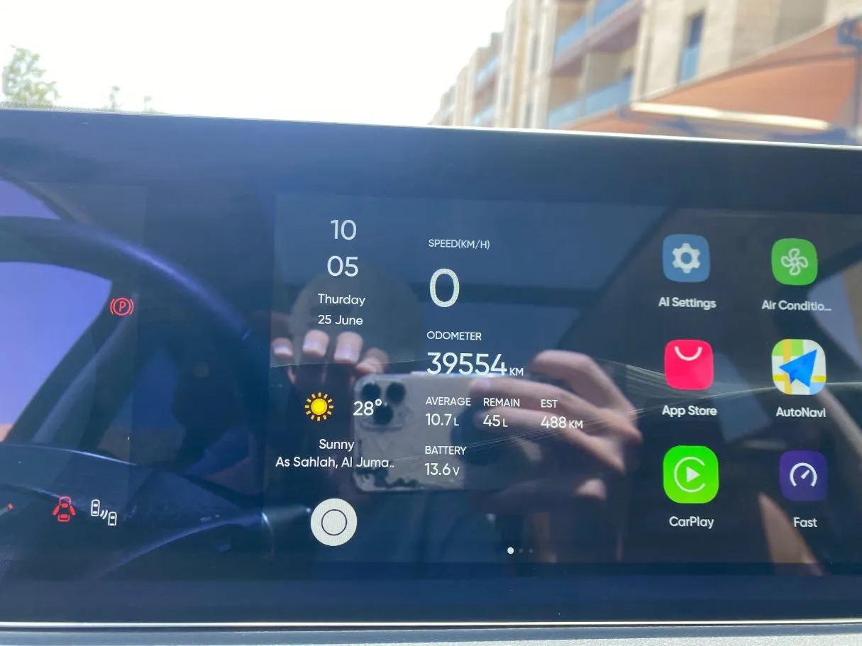 Car image 18
