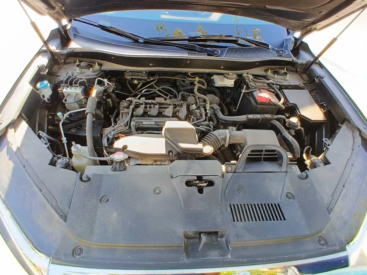 Car image 26