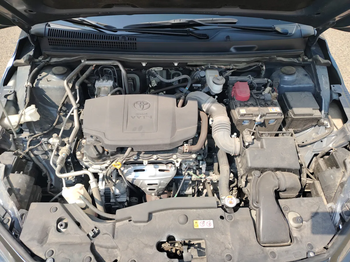 Car image 30