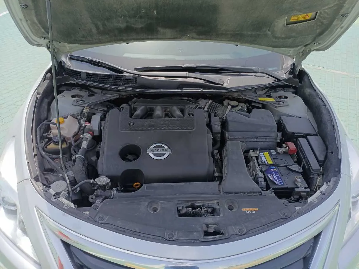 Car image 23