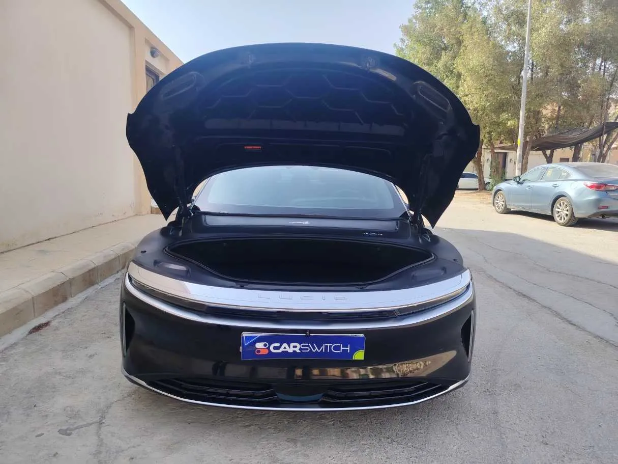 Car image 38