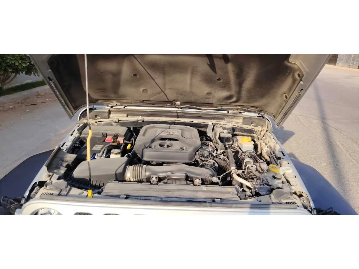 Car image 31