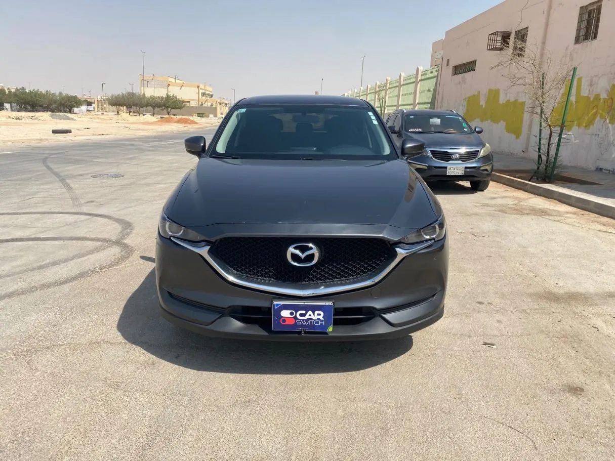 Car image 2