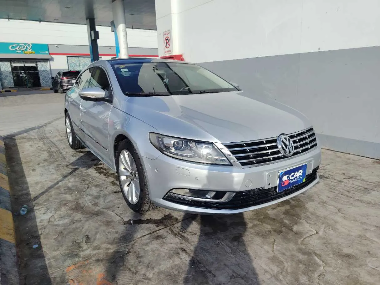Car image 3