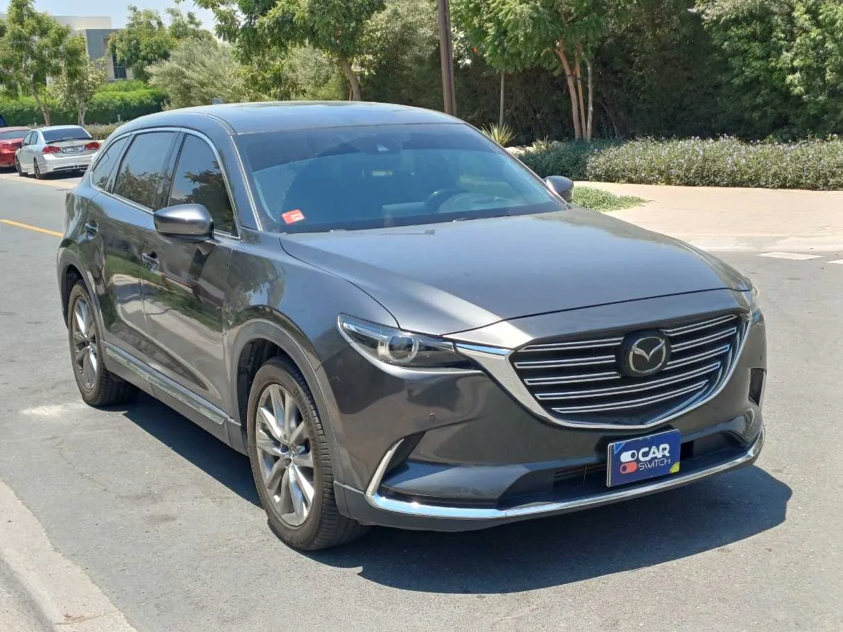 Car image 3
