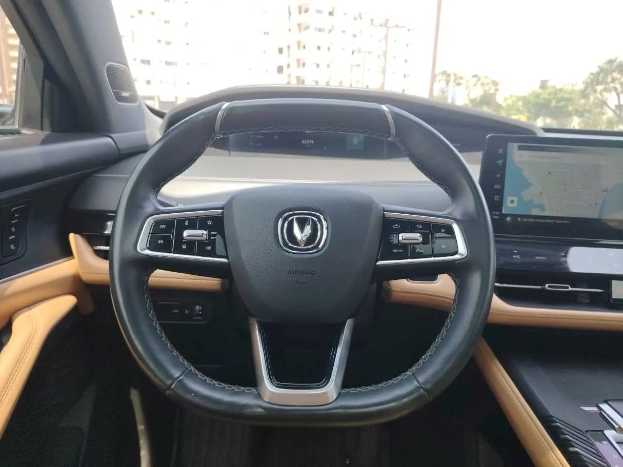 Car image 23