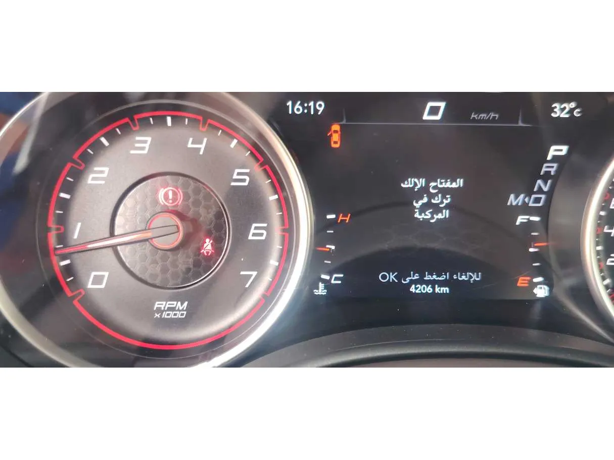 Car image 21