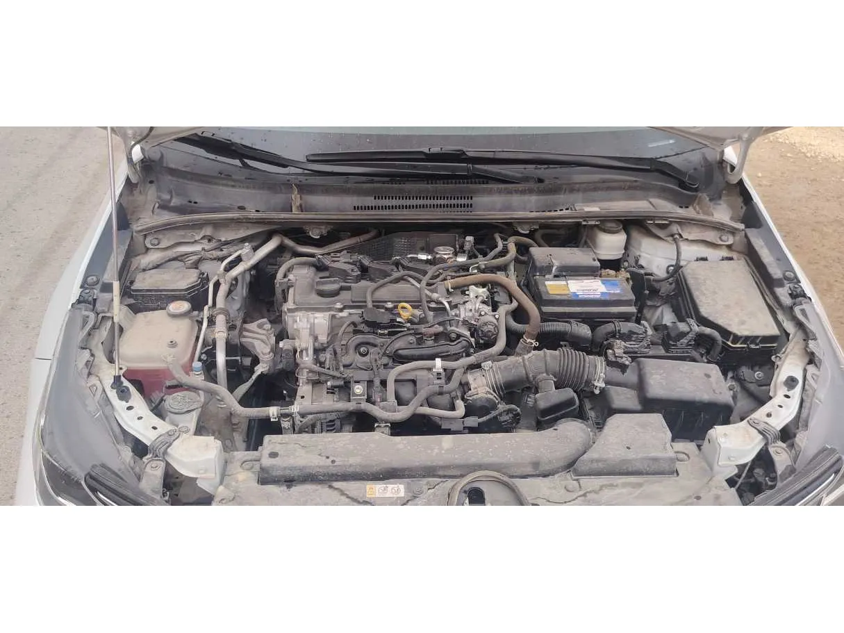 Car image 35