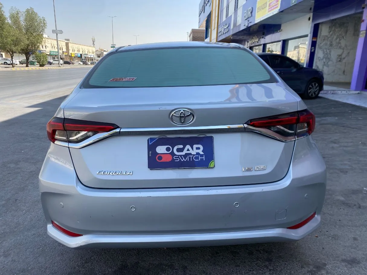 Car image 6