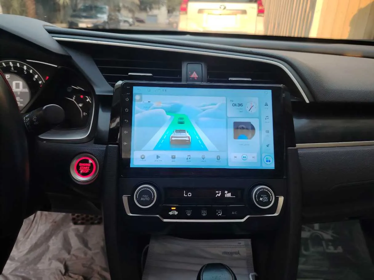 Car image 25