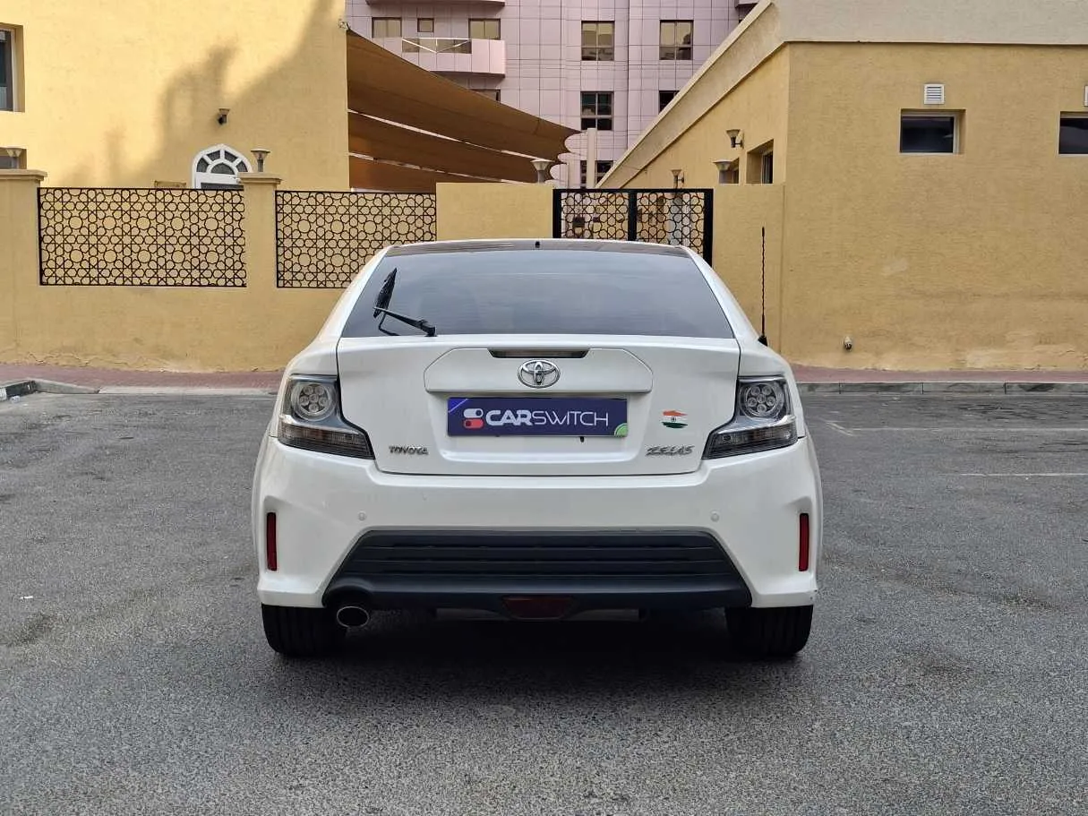 Car image 6