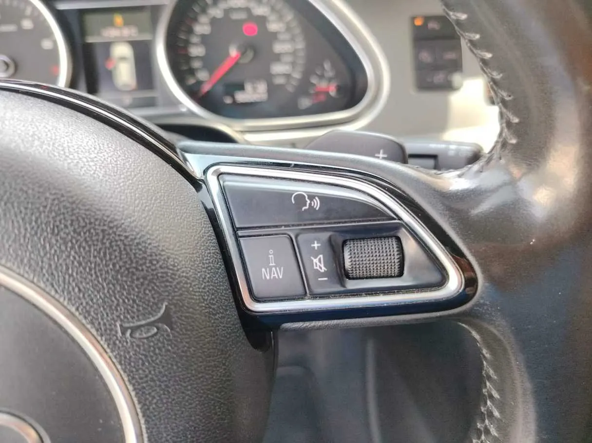 Car image 41