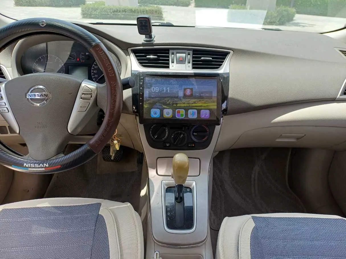 Car image 15