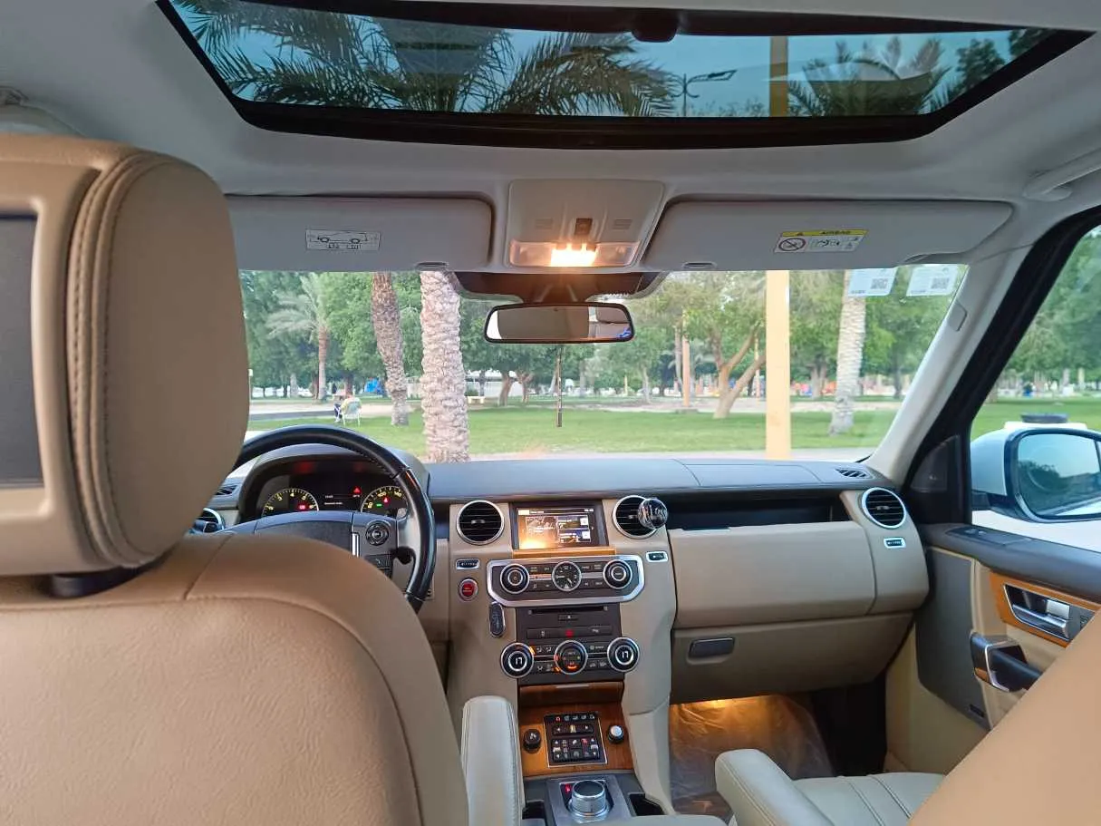 Car image 21