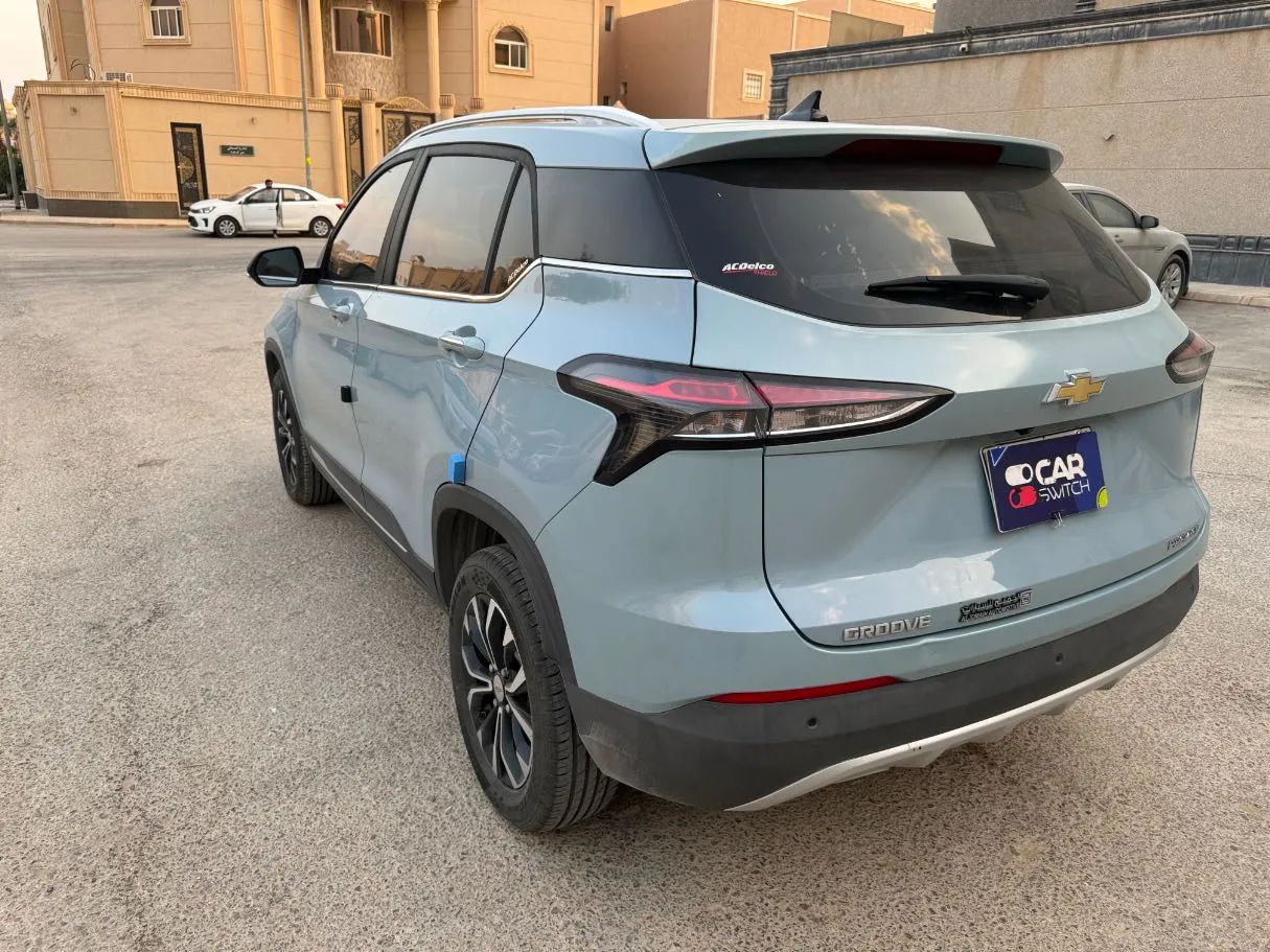 Car image 7